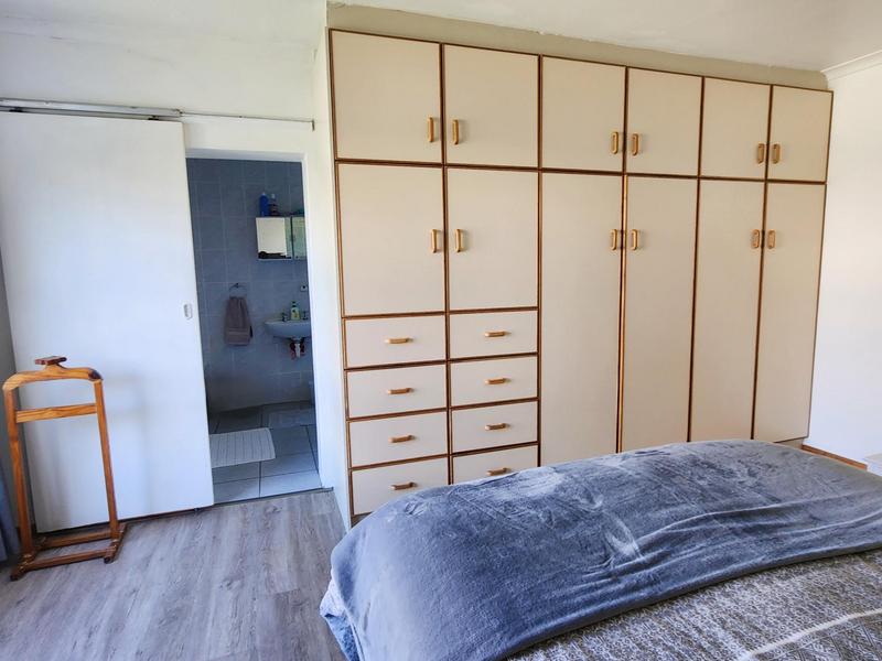 3 Bedroom Property for Sale in Franskraal Western Cape